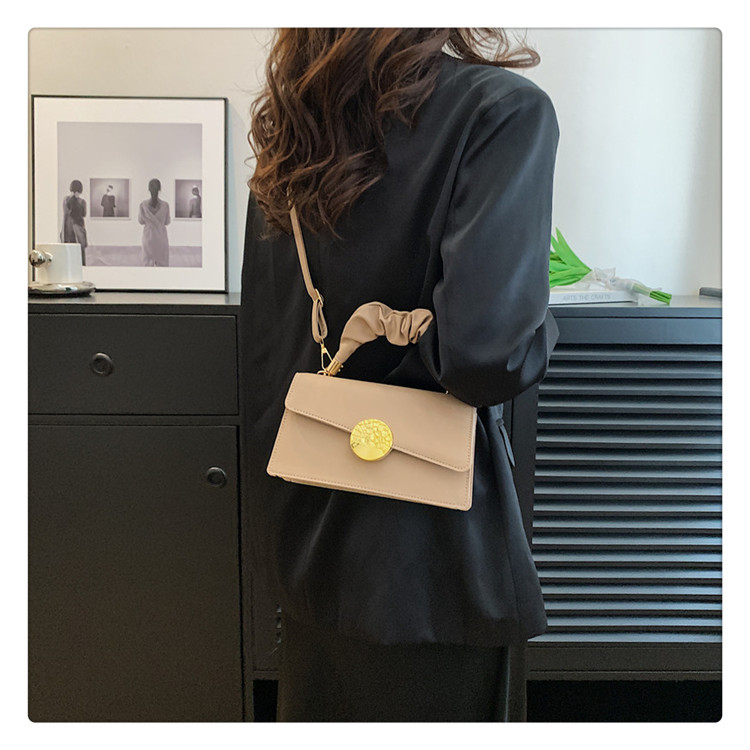 262g Weight Magnetic Buckle Closure Type Single Shoulder Strap Strap Type Crossbody Bag Bags Type Casual, Holiday Occasion Pu Leather Material Solid Color Pattern All Seasons Season Women's Gender Streetwear Style Square Shape Medium Size Women's Medium Pu Leather Solid Color Streetwear Square Magnetic Buckle Crossbody Bag 1