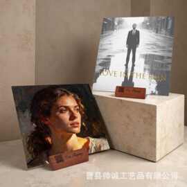 跨境实木黑胶唱片展示架CD收纳架可做LOGO木制名片底座卡片收纳架