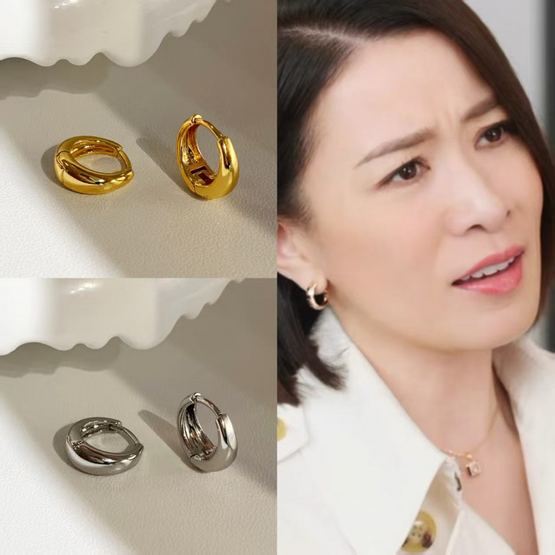 Popular News Queen Wen Huixin's Same Style as Sister Man She Si Man's Same Style High-End Simple Earrings New Year's Jewelry