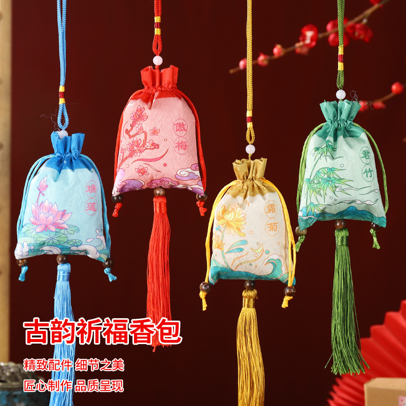Dragon Boat Festival Bolsita repelente de mosquitos de ajenjo Bolsita vacía Colgante para niños Armario Bolsillo con cordón Bolsa de la suerte de joyería