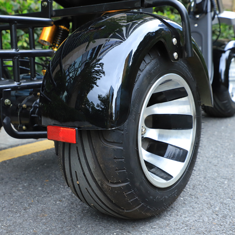 New Harley tricycle large wide tire electric car battery motorcycle scooter lithium battery scooter
