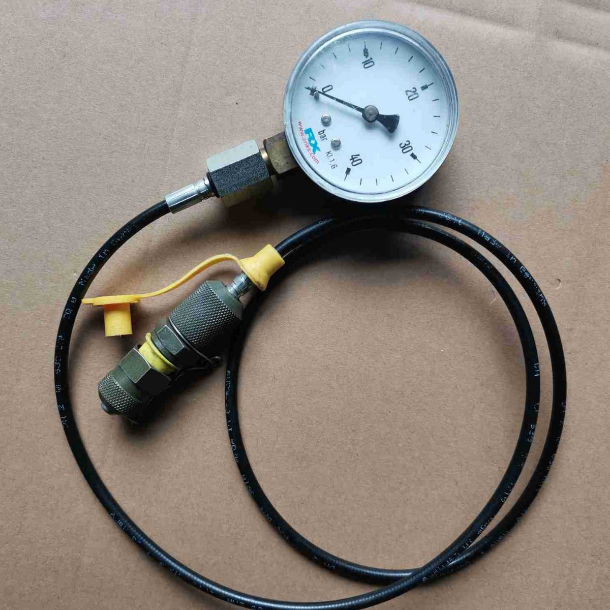 必加乐剑杆织机油压测量表件号：BE202287