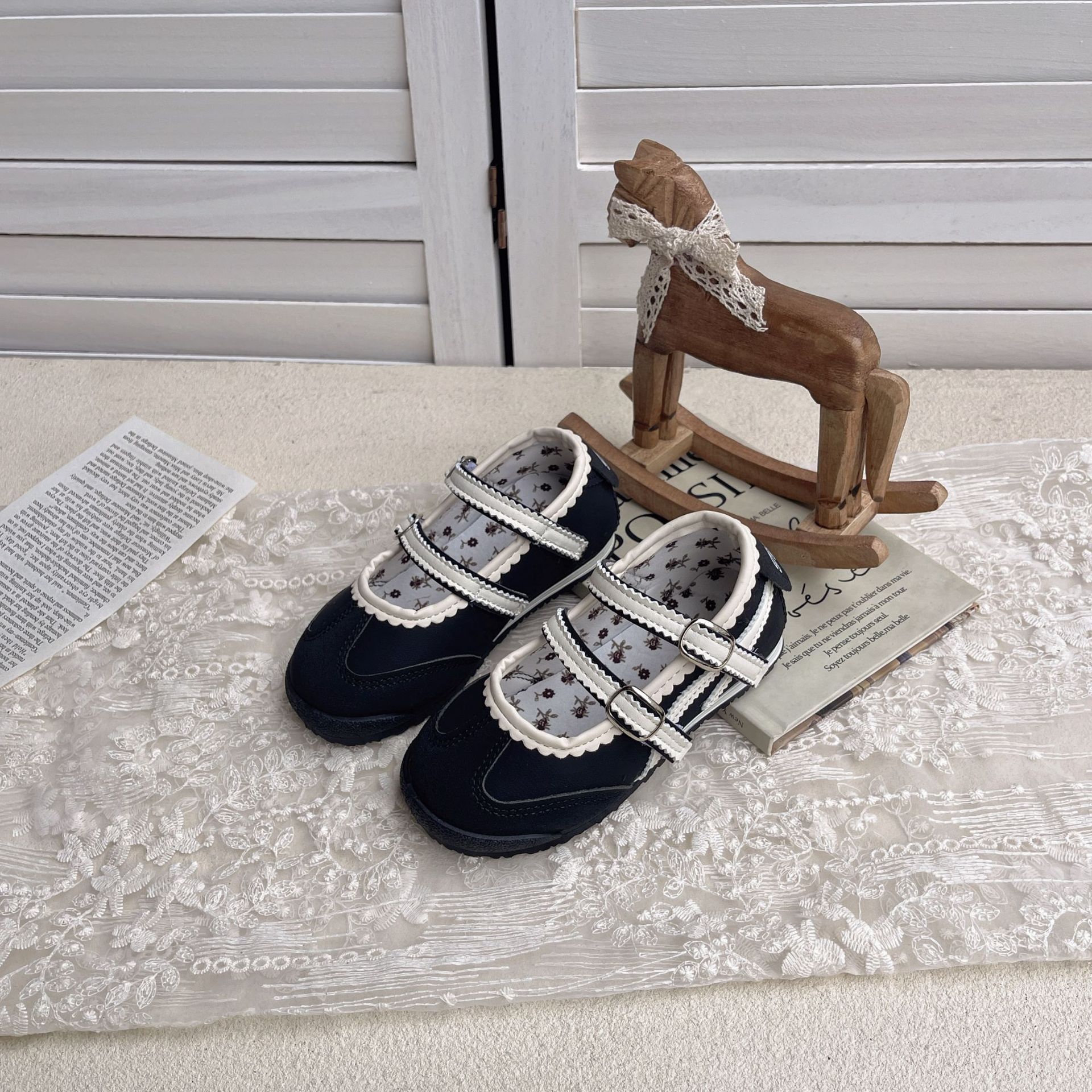 Zapatos de suela suave para niñas, primavera y verano 2026, nuevos zapatos de moda para niños, zapatos de cuero suaves, zapatos casuales transpirables image 7