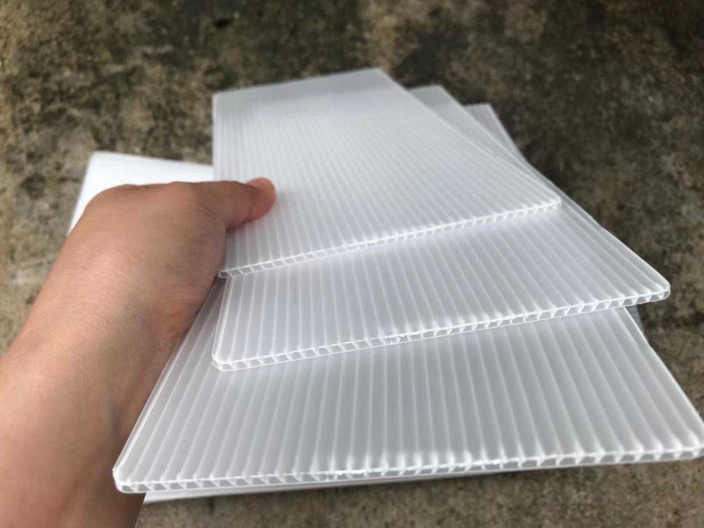 广东直供浙江梅州pp塑胶中空板 隔挡板 尺寸任意定