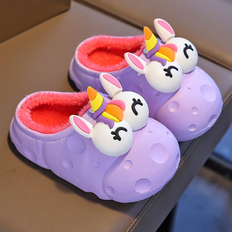 2024 nuevos zapatillas de algodón para niños zapatillas de lana de invierno para niñas para bebés adorables zapatillas impermeables para niños