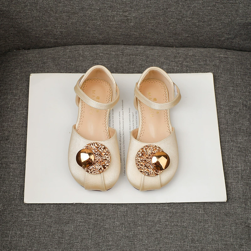 Французские сандалии для девочек Баотоу 2025 новый летний дикий детский одиночный ботинок с мягкой подошвкой маленькая девочка обувь принцессы