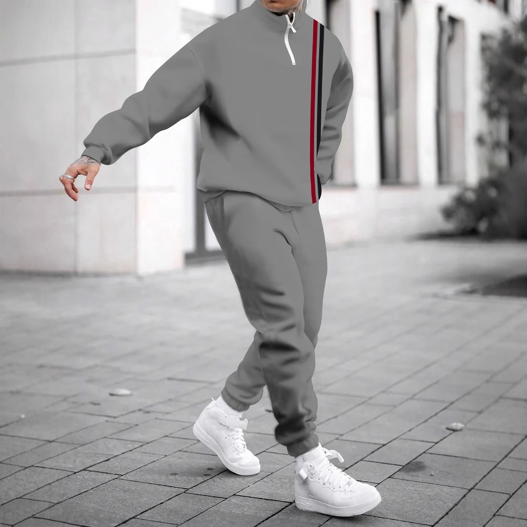 Sweatshirt with zipper