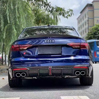 in Glossy Black, Fixed wind wing