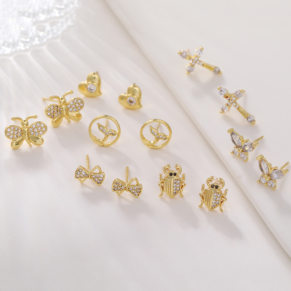 Simple Style Butterfly Copper Gold Plated Zircon Ear Studs 1 Pair