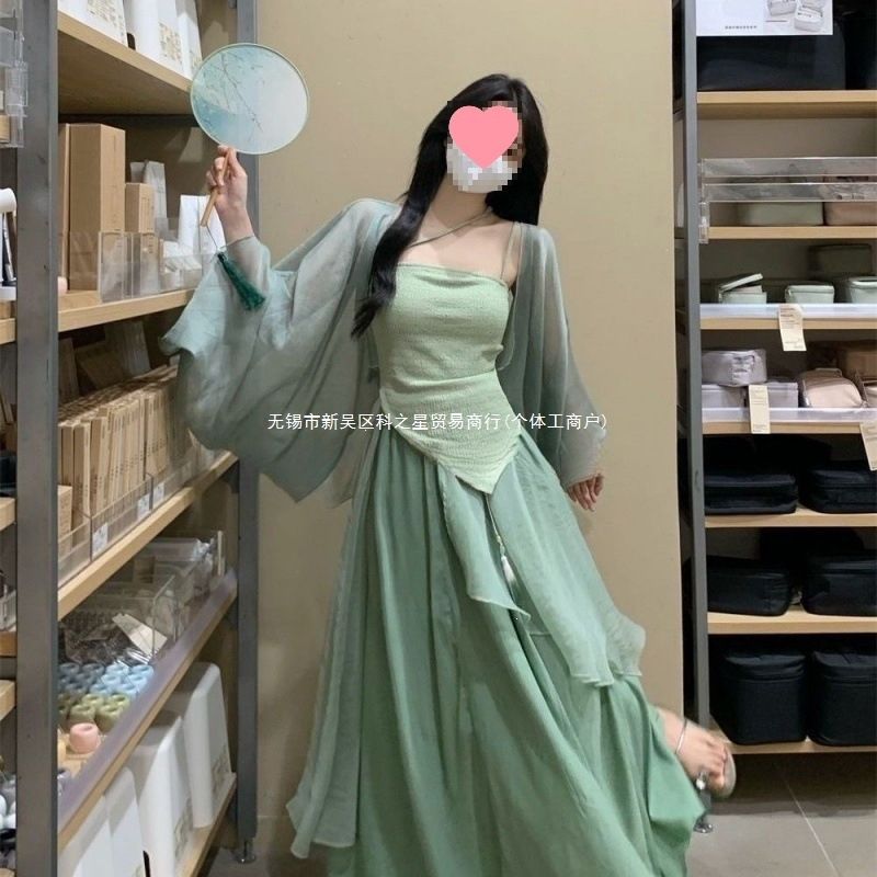 New Chinese-Style Women's Clothing for Petite Women, Improved Hanfu with Han Elements, Everyday Green Dress Three-Piece Set for Women New Chinese-Style Women's Clothing for Petite Women, Improved Hanfu with Han Elements, Everyday Green Dress Three-Piece Set for Women