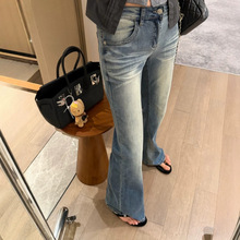 �ļ������ˮϴ����ǳ��ɫ���ĵ���΢��ţ�п�Ů�������ݳ���