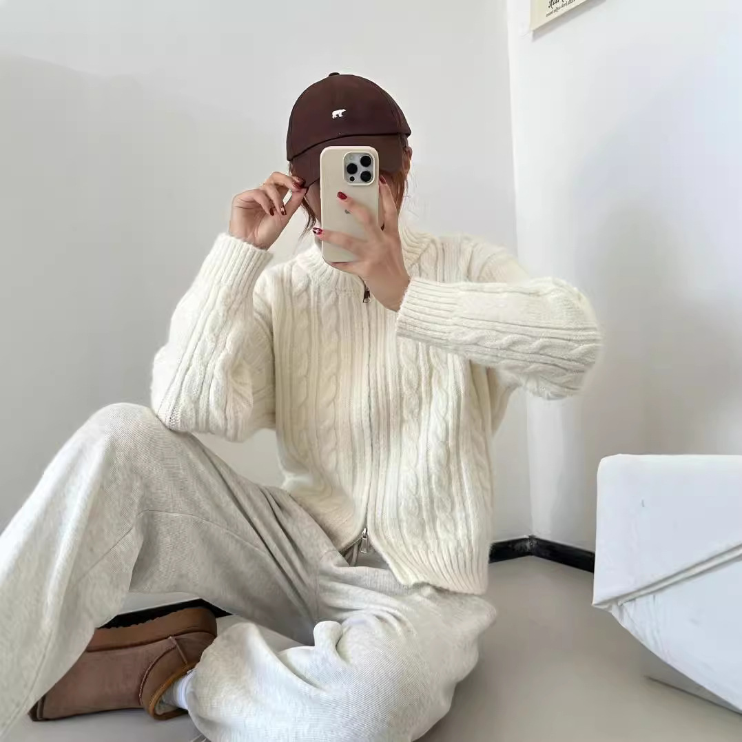 24 invierno Puyuan collar de pila retro flor trenzada lana tejido cardigan de color sólido de mujer coreana