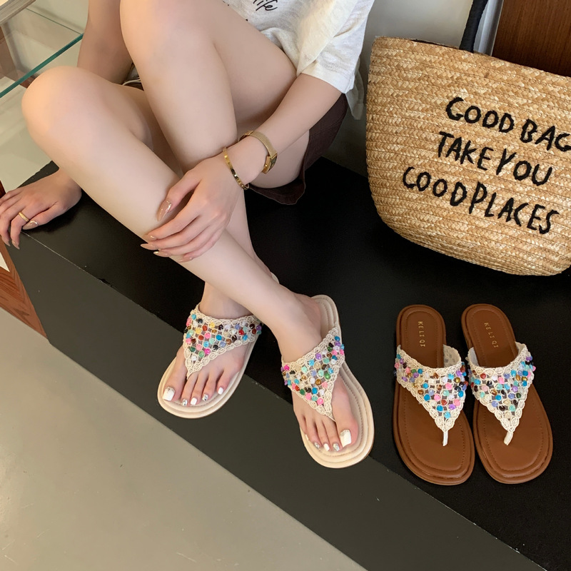French Retro Woven Thong Flip-Flops for Women 2026 Summer New Style Beaded Holiday Flat-Soled Slip-On Round-Toe Slippers French Retro Woven Thong Flip-Flops for Women 2026 Summer New Style Beaded Holiday Flat-Soled Slip-On Round-Toe Slippers