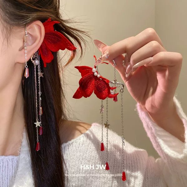 Retro butterfly purple pearl tassel earrings, a fresh and sweet style, with a touch of luxury and high-end design, creating a unique and niche look