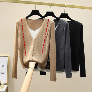 Nursing Top Spring and Autumn slimming fake two-piece hot mom 2023 new knitwear nursing sweater autumn wear out