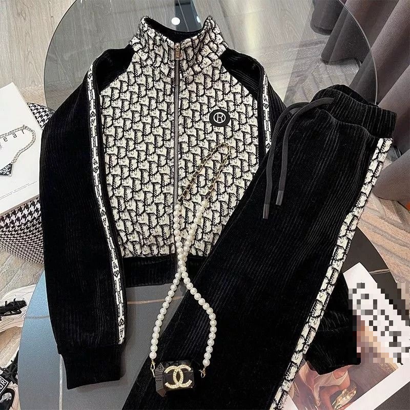 Chanel-Style Casual Sportswear Set for Women, Autumn New Trendy Salt-Style Cardigan Sweatshirt and Wide-Leg Pants Two-Piece Set