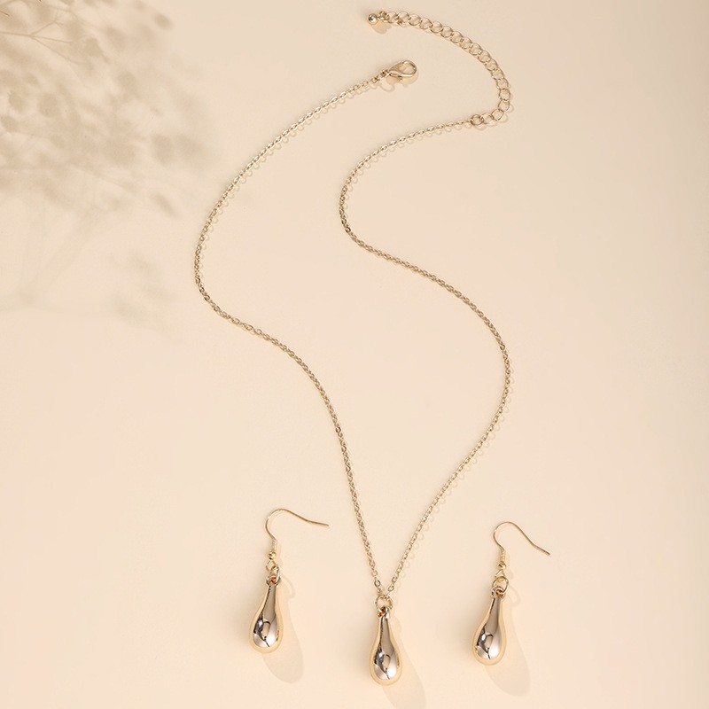 Nuevo collar de gota de agua transfronterizo de Europa y América, pendientes de gota de agua de moda, conjunto de joyería universal, accesorios de viaje diario