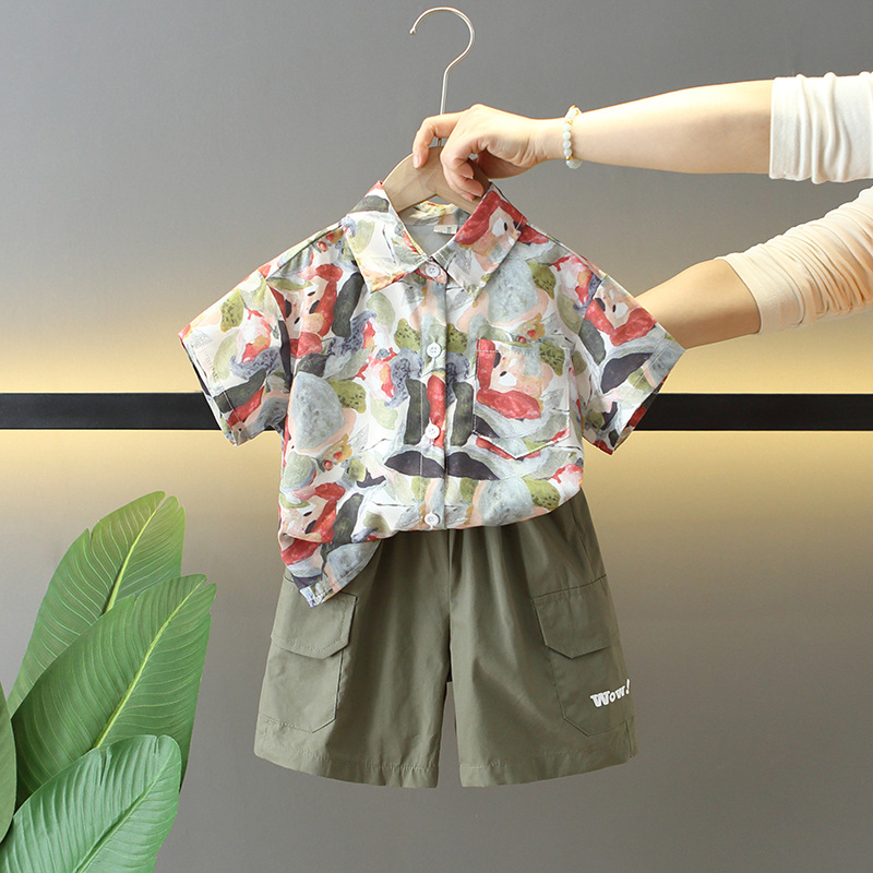 7870 traje de camisa de flores de verano para niños 2025 verano nuevo estilo bebé pantalones cortos de manga corta ropa de tres piezas para niños