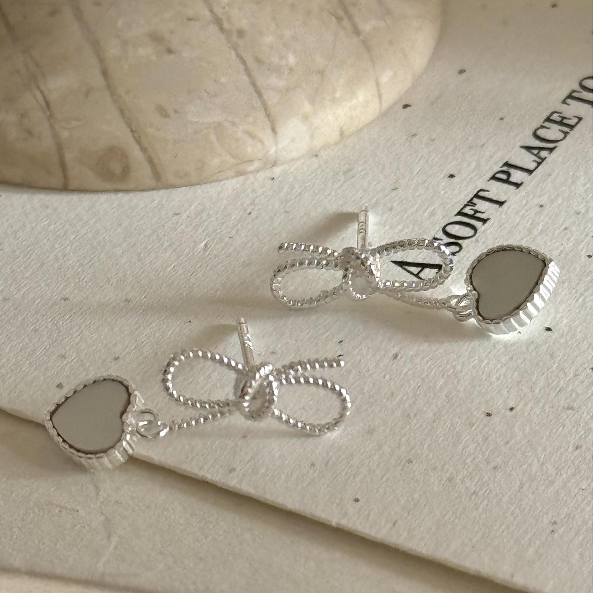 925 Sterling Silver Material 1 Pair 18K Gold Plated 925 Sterling Silver Shell 925 Sterling Silver Earrings Heart Shape Bow Knot Drop Earrings