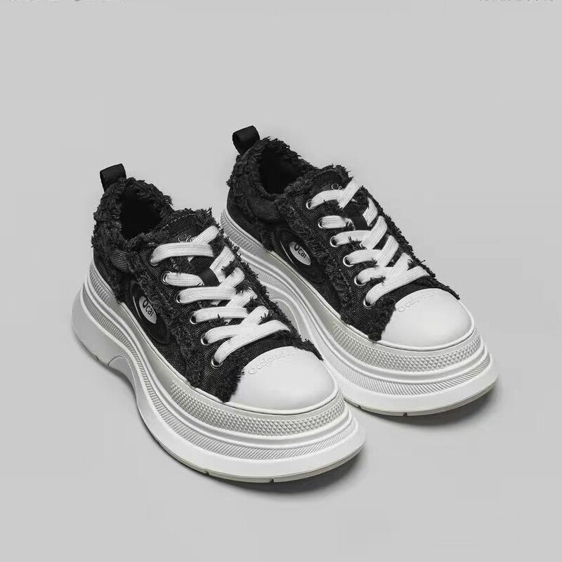 Top-Quality Thick-Soled Sneakers, German Training Shoes, Left Bank Gray Thick-Soled Height-Increasing Canvas Shoes, Retro High-End Style Casual Shoes with Frayed Edges Top-Quality Thick-Soled Sneakers, German Training Shoes, Left Bank Gray Thick-Soled Height-Increasing Canvas Shoes, Retro High-End Style Casual Shoes with Frayed Edges