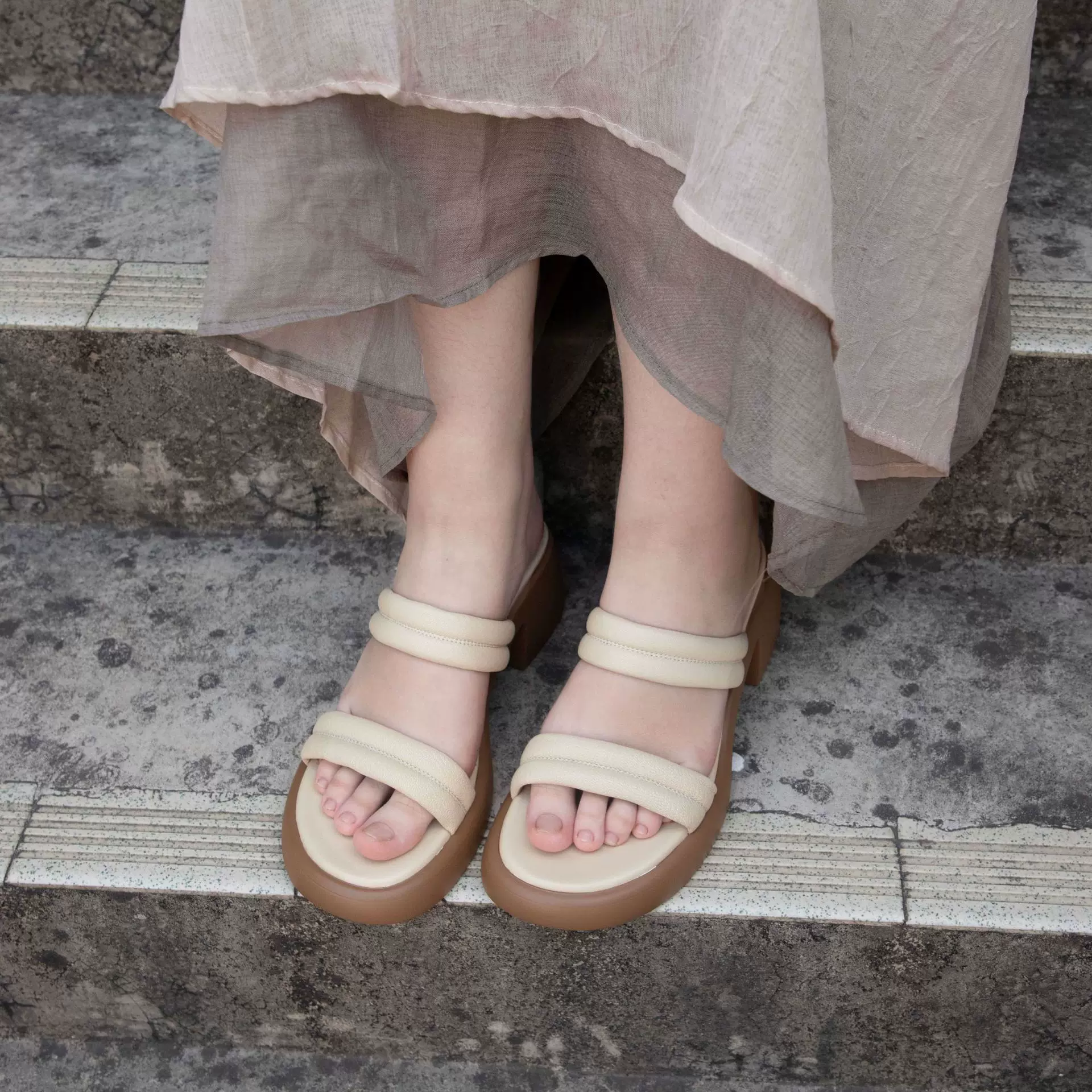 头层羊皮高跟拖鞋女出门外穿真皮拖鞋气质高级感春夏季百搭女鞋