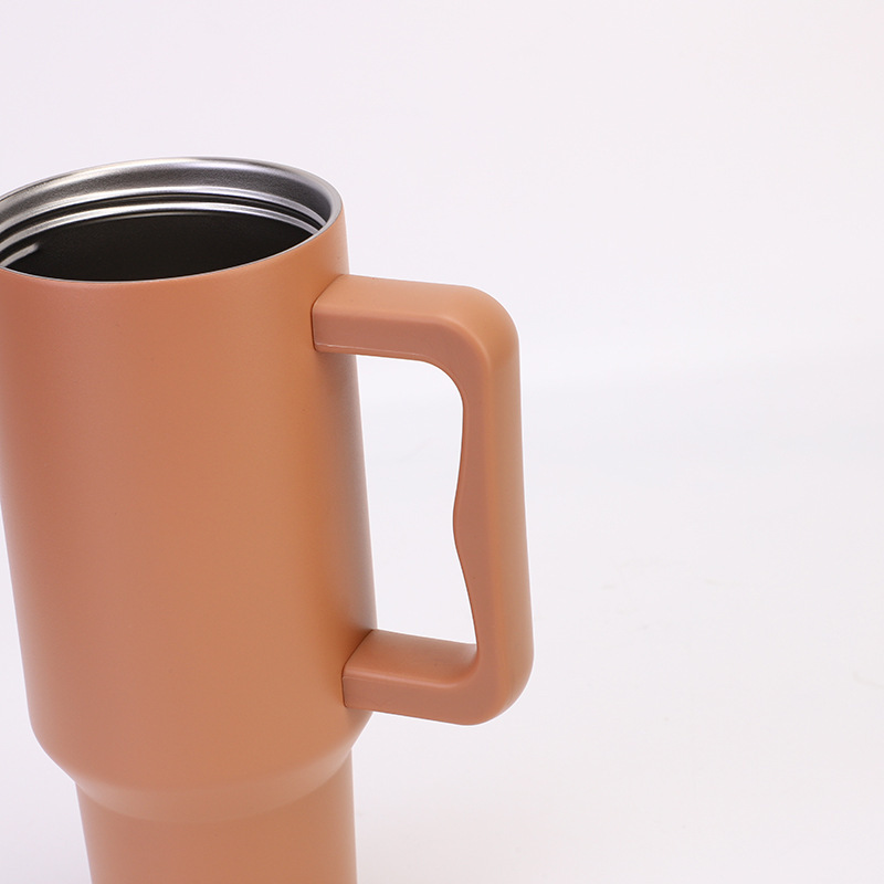 アマゾン30oz40oz氷覇カップステンレス保温カップ携帯付きストローハンドル付き豹紋自動車カップ|undefined