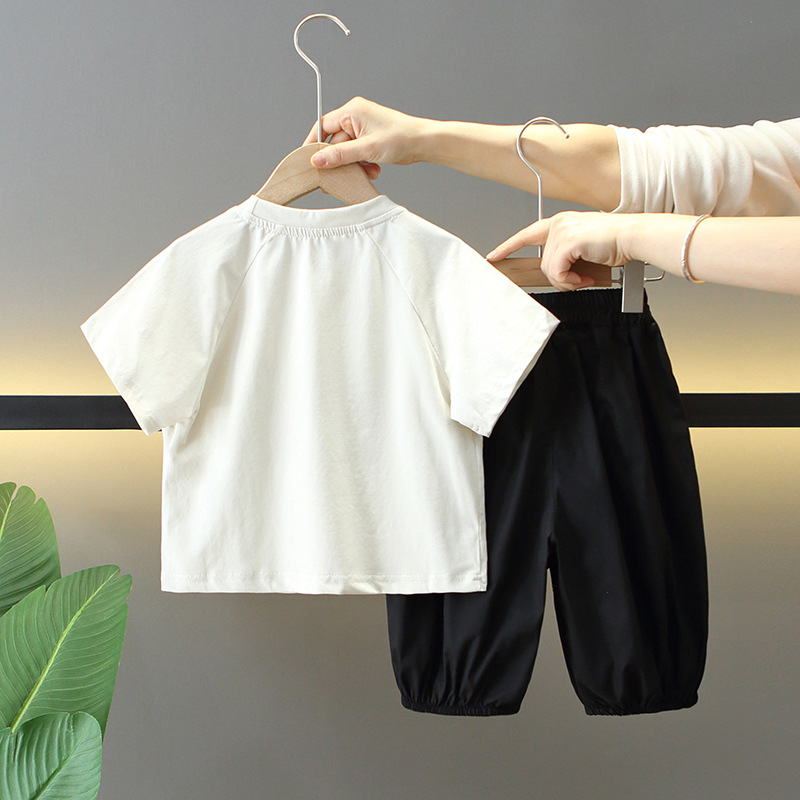 7862 traje de verano para niños 2025 nuevo traje de dos piezas de manga corta de moda para niños ropa coreana de verano para bebés