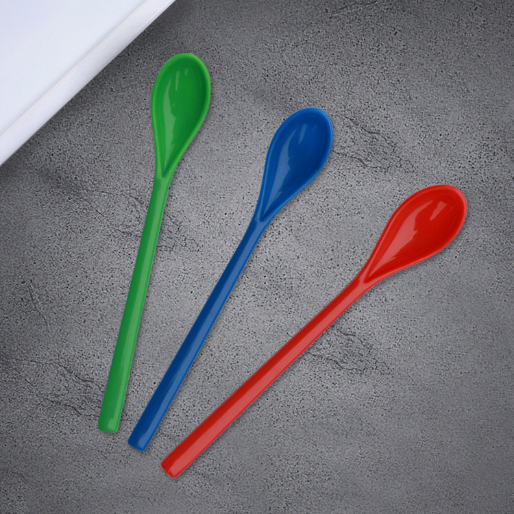 Multifunktionel plastskovl til legetøj og dyrefoder_voghion.com