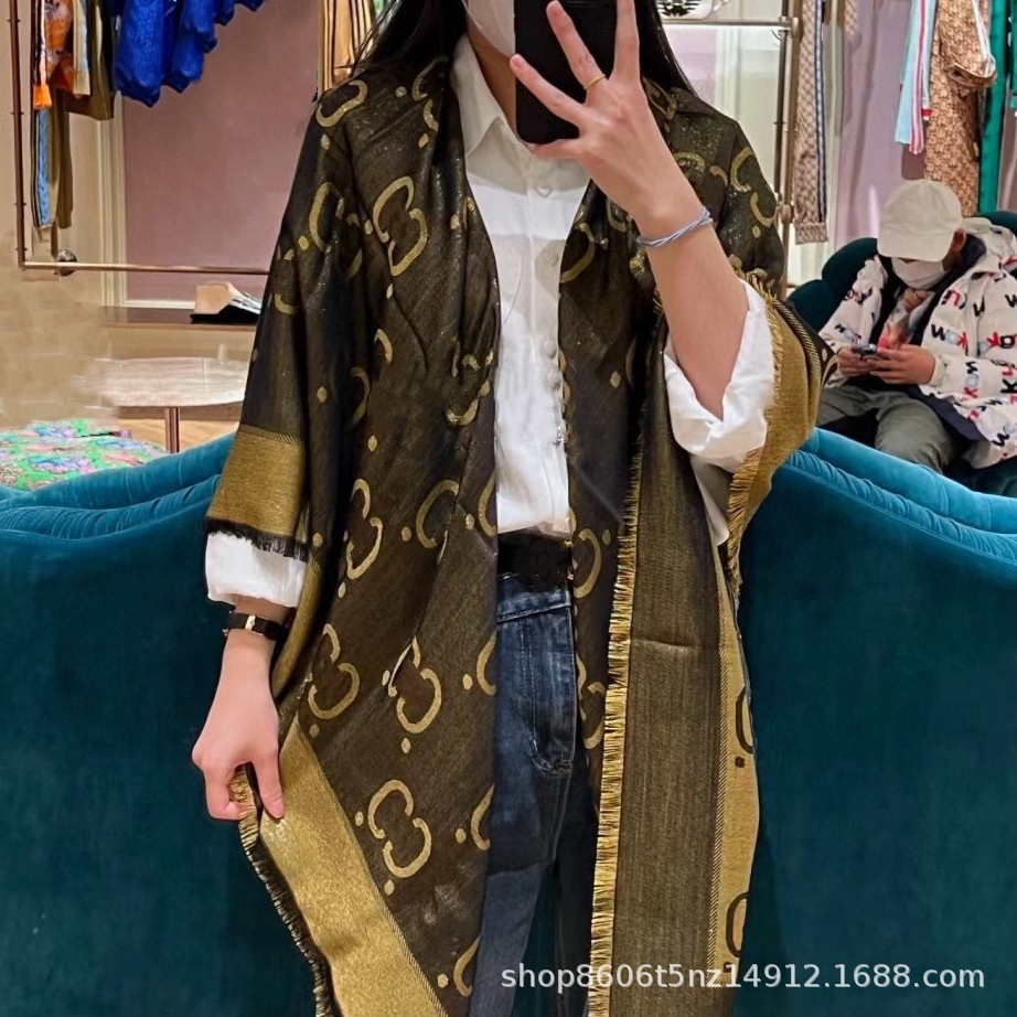 새로운 벨벳 자카드 사각형 140cm 하이 퀄리티 패션 다재다능한 골드 스레드 따뜻한 편지 목도리