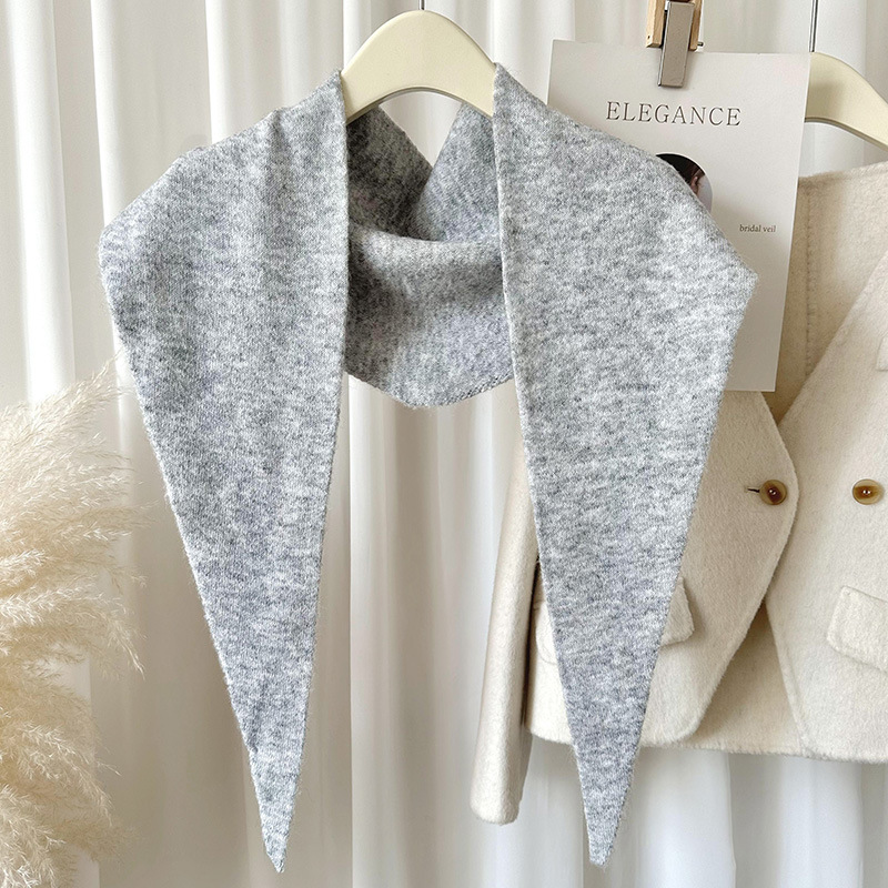 Corea Del Sur Dongdaemun nuevo color puro de punto triángulo bufanda mujeres Otoño e Invierno versátil cálido cuello decorativo bufanda chal