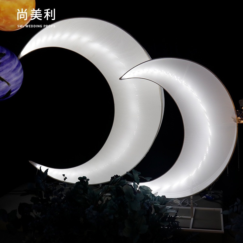 Iron Art Moon Accesorios para bodas Lámpara de guía de carretera Meichen Hotel Estilo moderno Salón de cine Decoración del lugar del escenario Accesorios