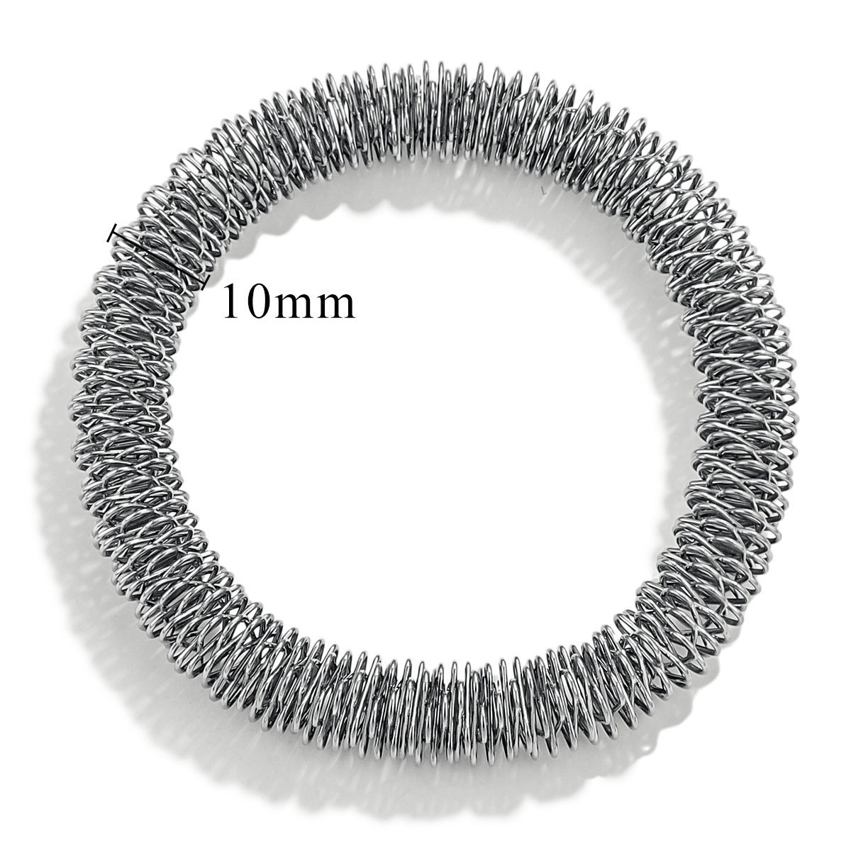 Europa y los Estados Unidos transfronterizos nuevos aberturas de acero de titanio chapado en oro pulseras de malla de acero inoxidable ajustable en forma de C pulseras de acero inoxidable para hombres y mujeres al por mayor