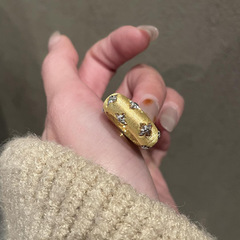 小红书同款布契风金色拉丝锆石四叶草戒指女复古点钻星芒轻奢手饰