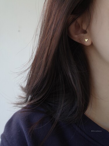 S925 sterling silver gold-plated Japanese and Korean exquisite cake edge mini love earrings temperament simple earrings for women