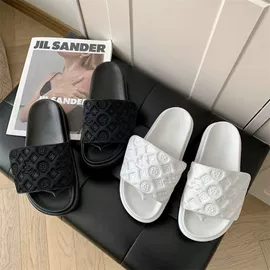 塑料拖鞋;平底拖鞋;毛毛拖鞋