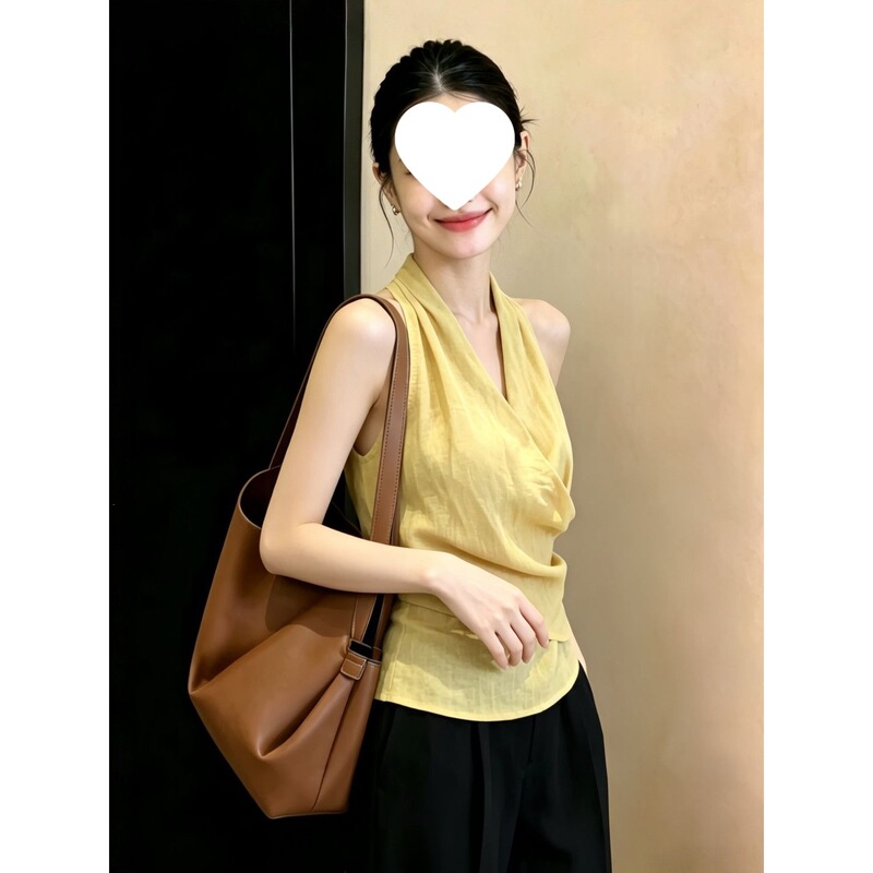 French-style chic collarless sleeveless shirt for women, suitable for summer, with an old money vibe, beautiful and unique tank top French-style chic collarless sleeveless shirt for women, suitable for summer, with an old money vibe, beautiful and unique tank top