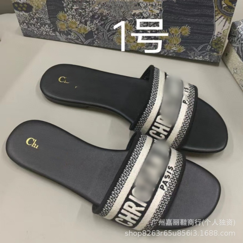 D家热销平底拖鞋时尚刺绣一字拖凉鞋沙滩鞋外贸2025新款正确字母