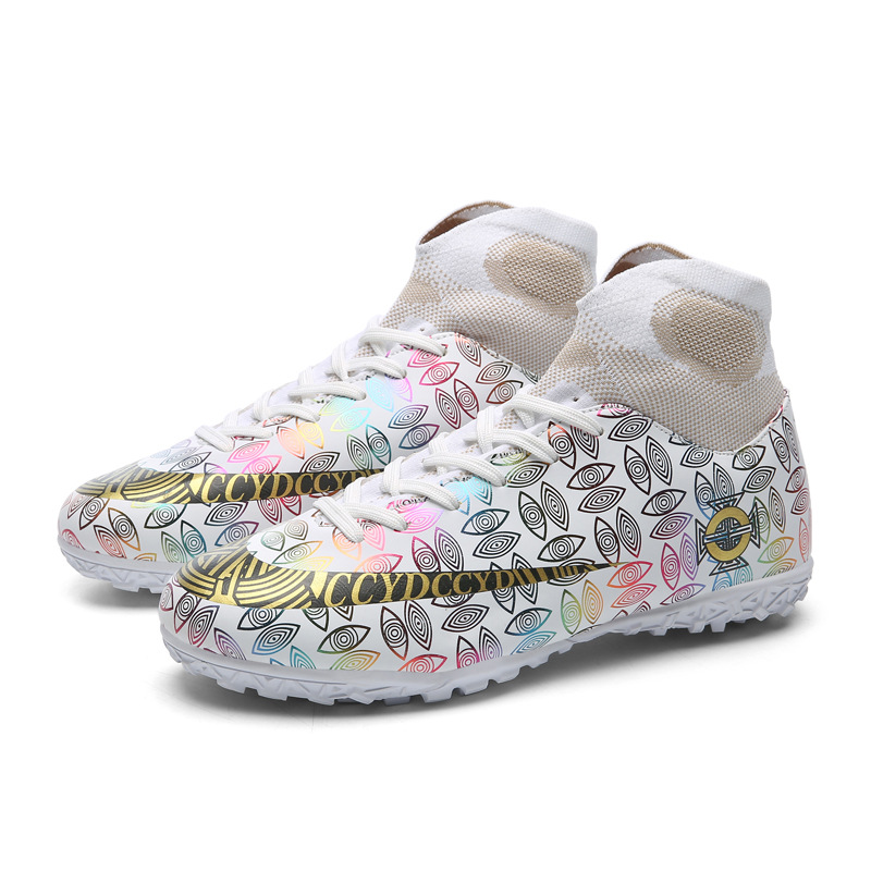 Zapatos de fútbol transfronterizos al por mayor resistentes al desgaste transpirable de color de Pato Mandarín alto-top antideslizante casual corto hierba de uñas zapatos de entrenamiento para niños