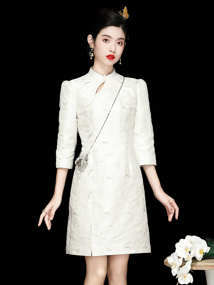 Spring short cheongsam