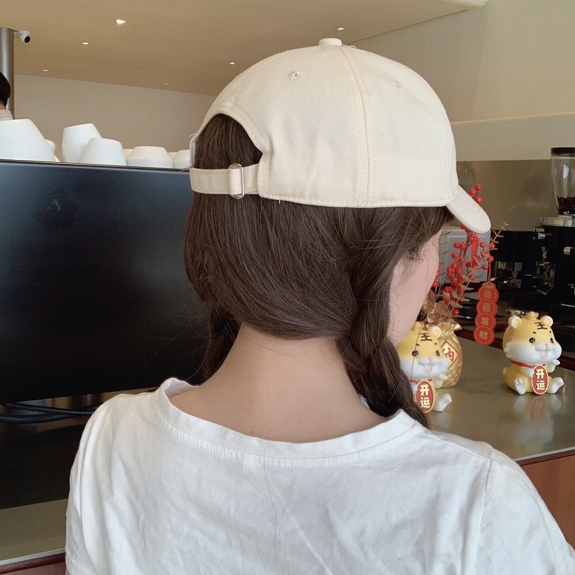 Fashion Short Brim Baseball Cap Letter Printing Soft Top Sun Protection Sun Hat display picture 4