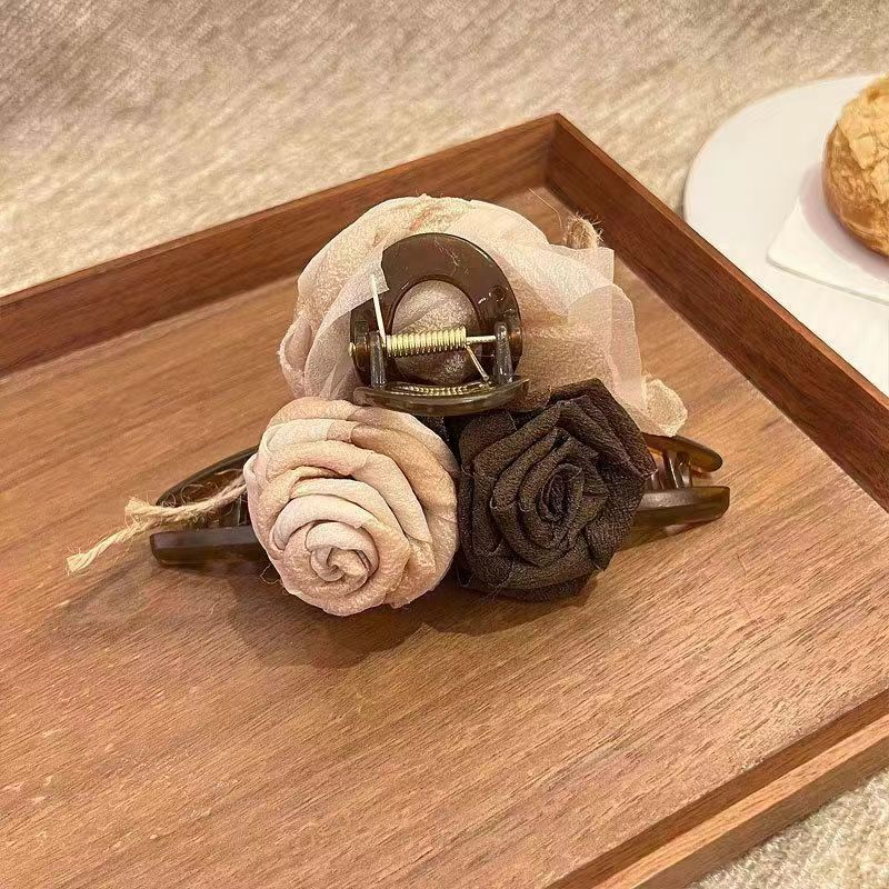 氛圍感美女純欲溫柔大花朵抓夾燒毀玫瑰新中式小眾手作鯊魚夾抓夾