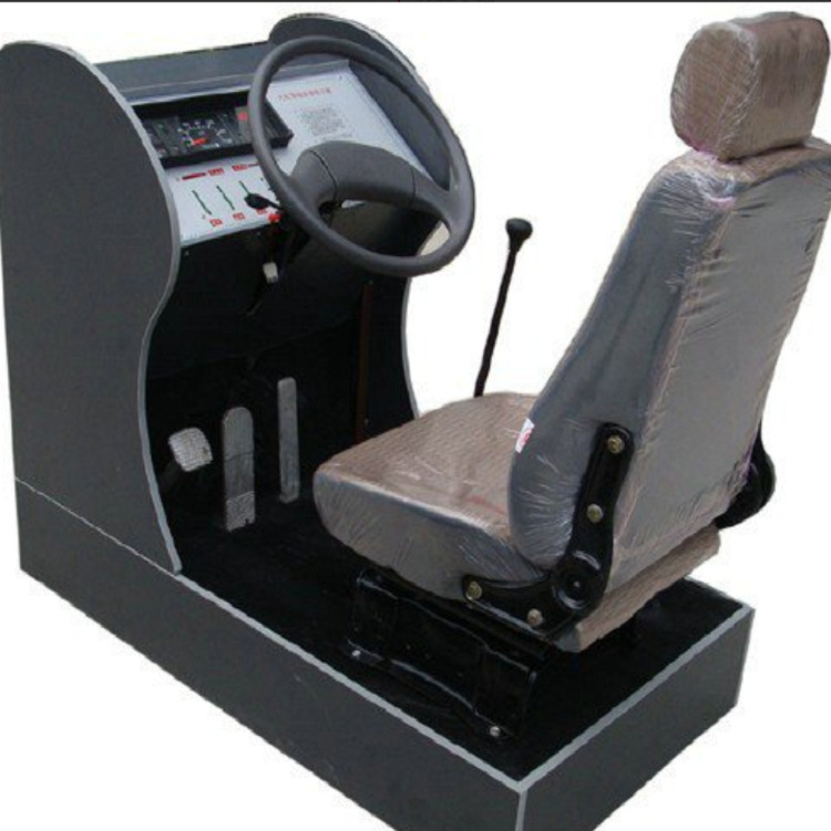 Simulador de conducción de automóviles Simulador de entrenamiento de conducción de automóviles Simulador de escuela de conducción automática de mano
