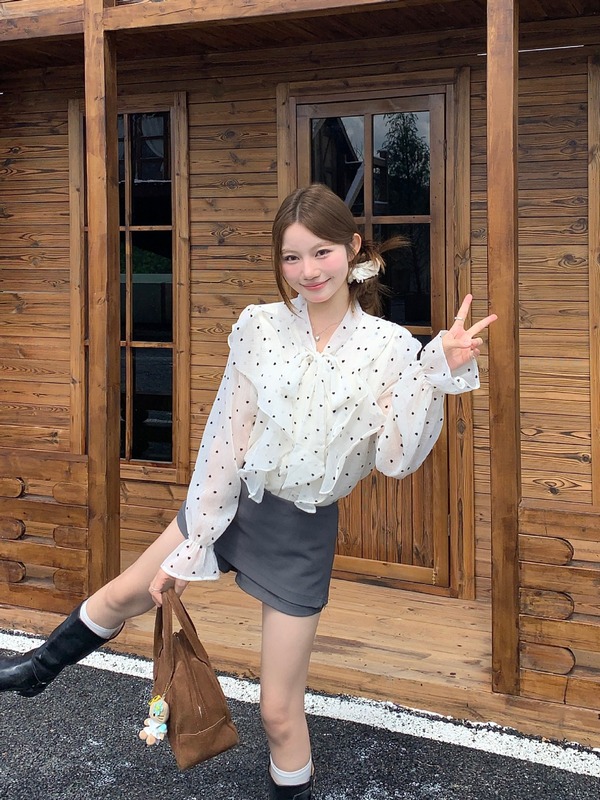 纯欲风纯色波点系带气质长袖衬衫女秋季新款韩系甜美减龄百搭上衣|undefined