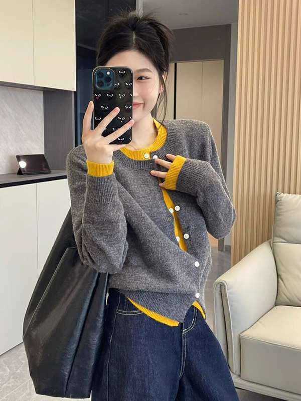 灰色设计感假两件针织开衫女春秋高级感上衣开春韩系穿搭毛衣外套|undefined