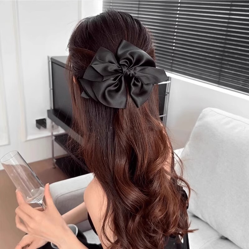 サテンデザインビッグリボンバナナクリップヘアピンスーパー妖精水平クリップヘッドバンド誕生日雰囲気ヘアアクセサリー女性用|undefined