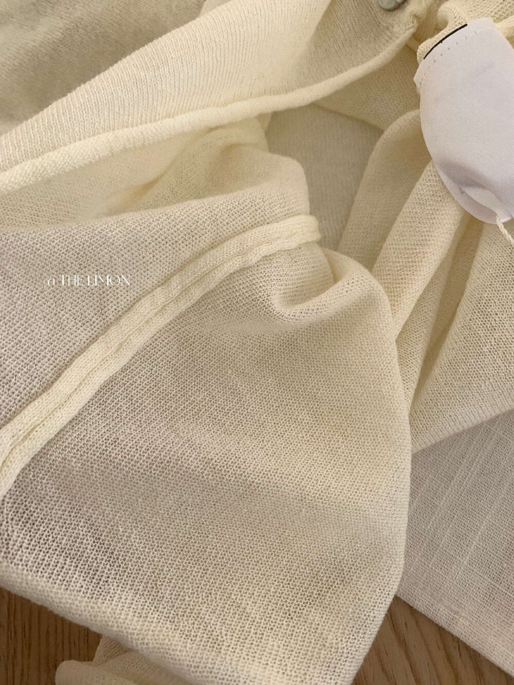 Áo khoác cardigan V-neck dệt kim sợi tencel linen chống nắng mỏng nhẹ xuân hè — Đỏ thẫm, Xám cacbon, xám đậm, trắng ngà chi tiết 18