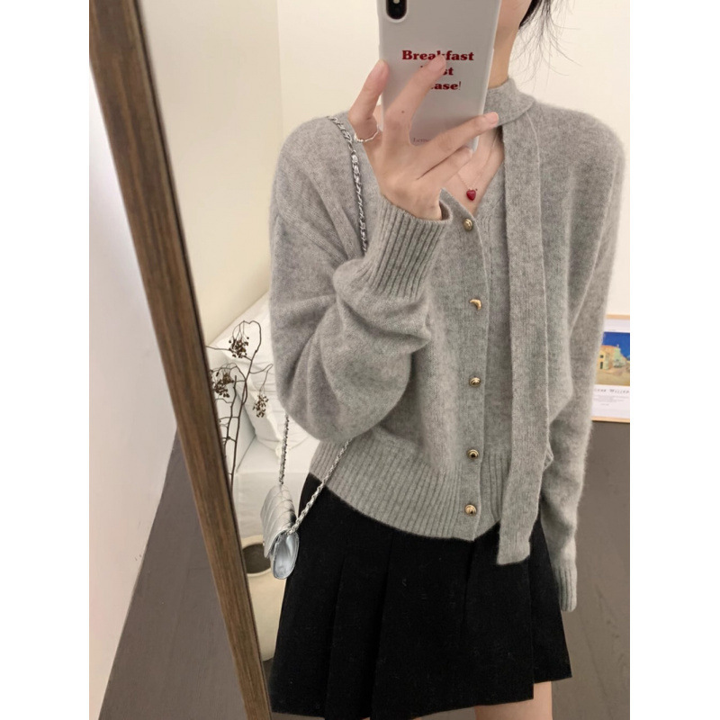秋别致冬新款韩系飘带挂脖浣熊绒穿搭毛衣女外套温柔灰色针织开衫|undefined