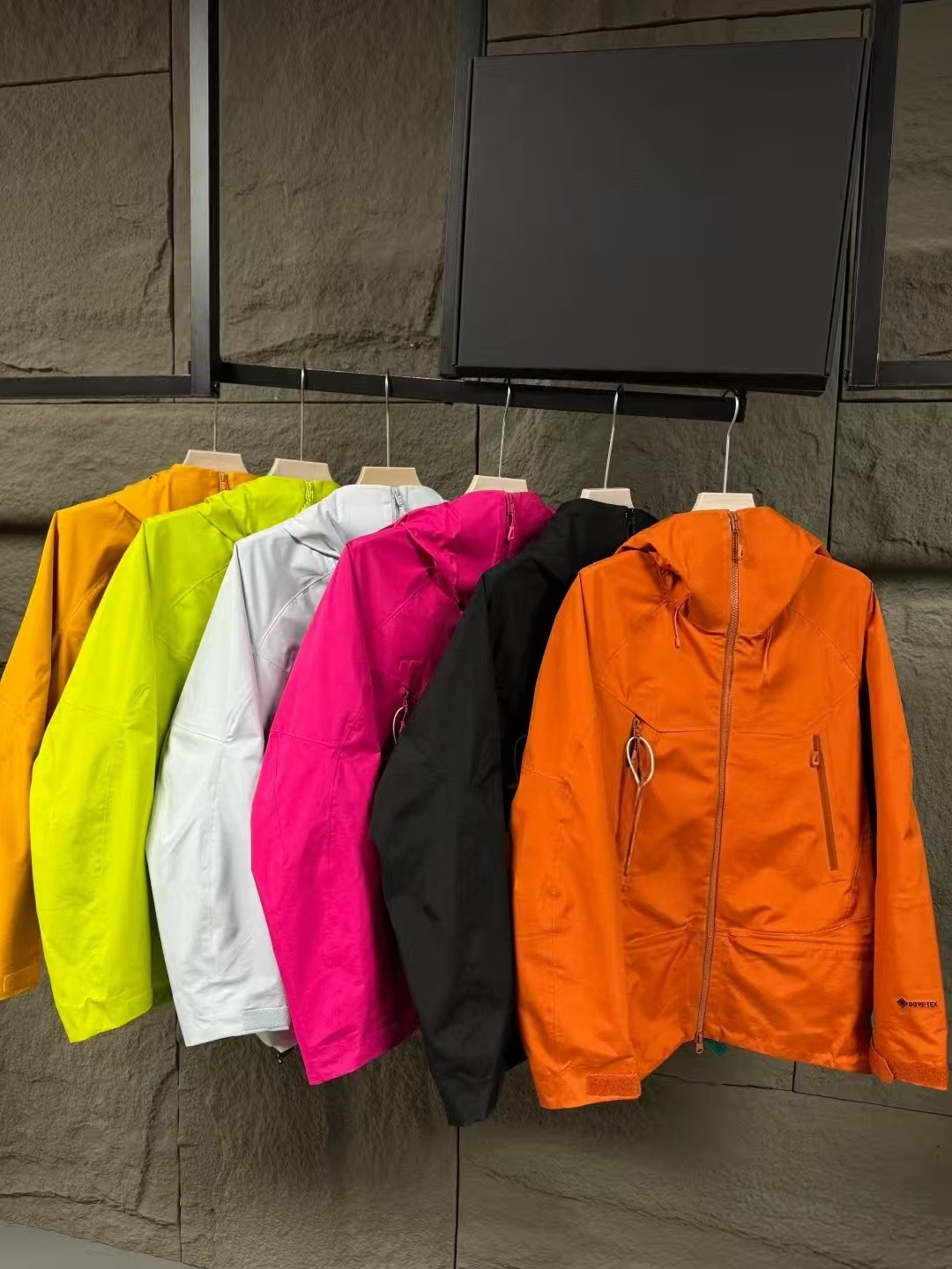 25 nuevos mont-x mont-x al aire libre para hombres y mujeres montañismo transpirable a prueba de viento impermeable calentamiento carga de cáscara dura