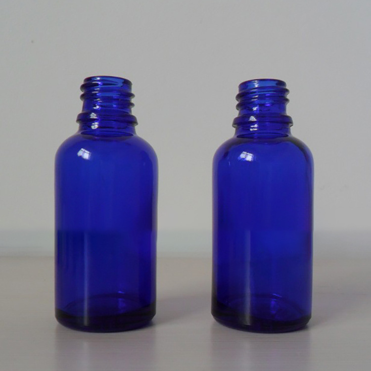 供应蓝色精油瓶30ML大头盖小头盖滴管胶头金圈银圈现货优惠