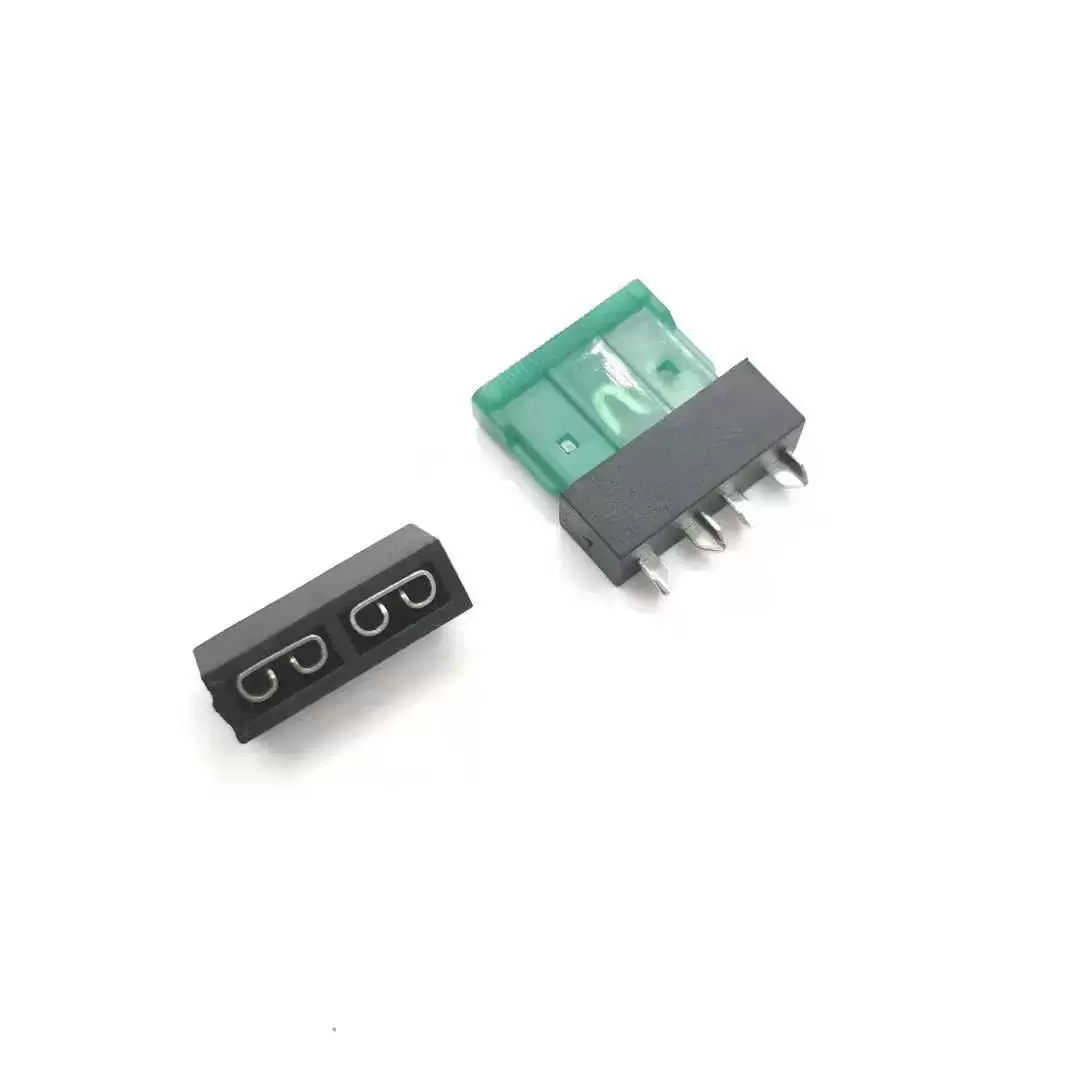 [产销插片式小号保险丝座  汽车保险座 Z-506P 32V/58V 插片保险盒]